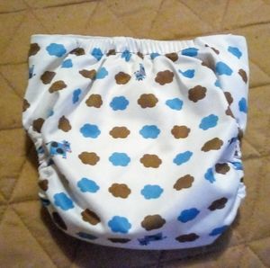 Reusable swimming diaper